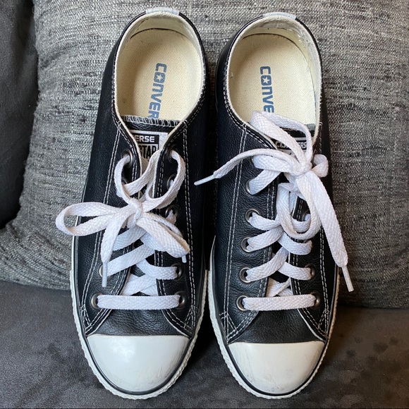 black leather converse size 8